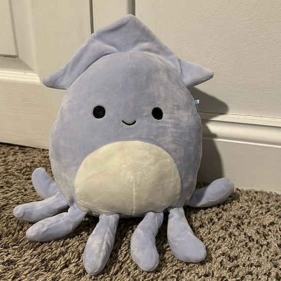 Squishmallows Other - Squishmallow Stacy 8” (tag detached but included)